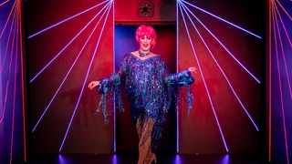 Showgirl Kordula Klabustra is back